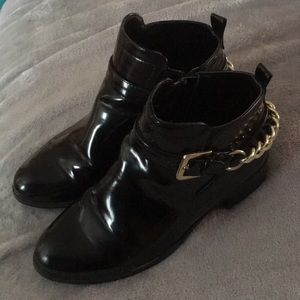 Black ankle booties